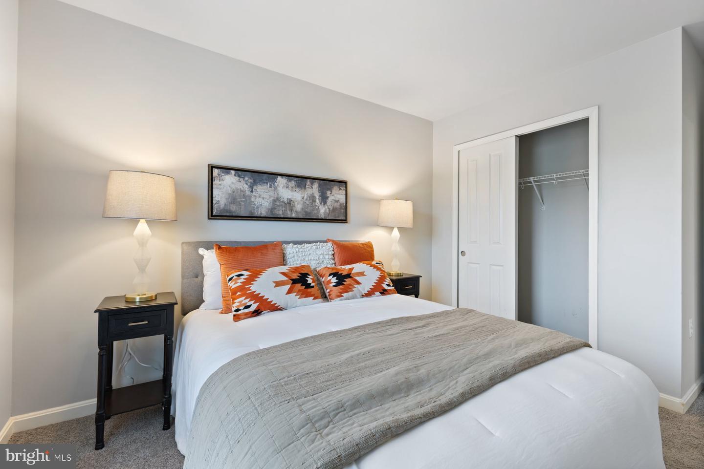 400 WOODCREST DR SE, WASHINGTON, District Of Columbia 20032, 3 Bedrooms Bedrooms, 3 Rooms Rooms,2 BathroomsBathrooms,Residential,For sale,400 WOODCREST DR SE,DCDC2200196 MLS # DCDC2200196