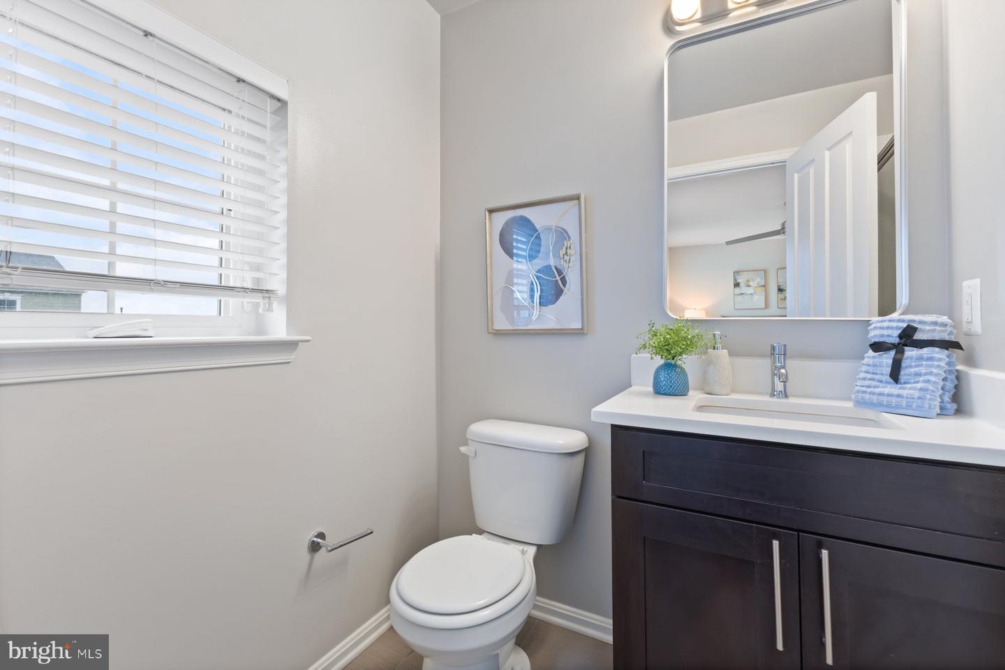 400 WOODCREST DR SE, WASHINGTON, District Of Columbia 20032, 3 Bedrooms Bedrooms, 3 Rooms Rooms,2 BathroomsBathrooms,Residential,For sale,400 WOODCREST DR SE,DCDC2200196 MLS # DCDC2200196