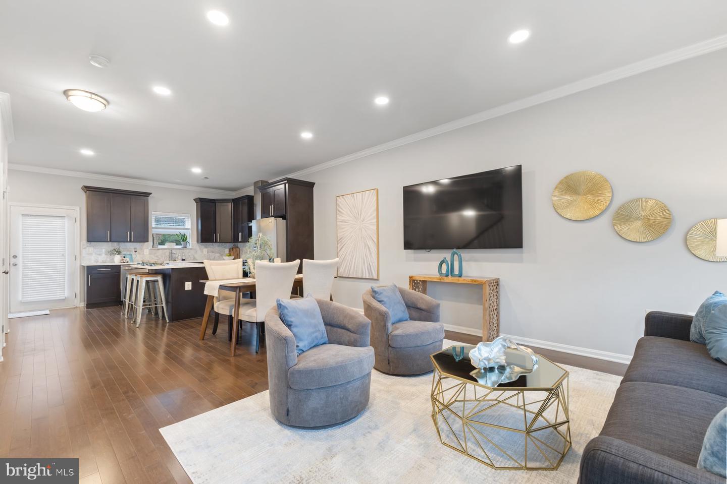 400 WOODCREST DR SE, WASHINGTON, District Of Columbia 20032, 3 Bedrooms Bedrooms, 3 Rooms Rooms,2 BathroomsBathrooms,Residential,For sale,400 WOODCREST DR SE,DCDC2200196 MLS # DCDC2200196