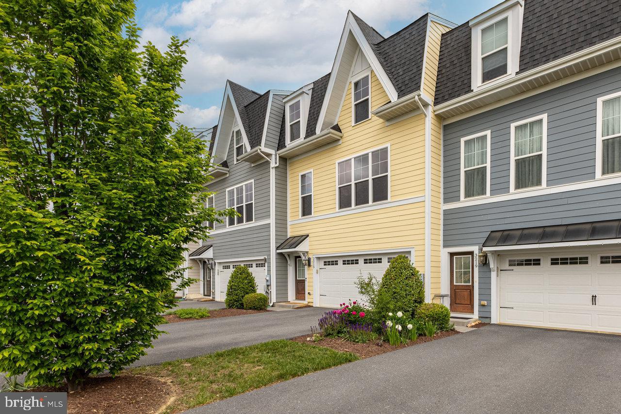 3215 CHARLESTON BLVD, ROCKINGHAM, Virginia 22801, 3 Bedrooms Bedrooms, ,2 BathroomsBathrooms,Residential,For sale,3215 CHARLESTON BLVD,VARO2002290 MLS # VARO2002290