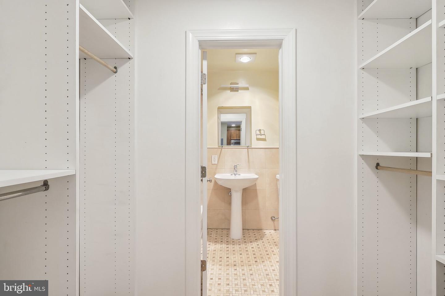 1816 KALORAMA RD NW #204, WASHINGTON, District Of Columbia 20009, ,1 BathroomBathrooms,Residential,For sale,1816 KALORAMA RD NW #204,DCDC2172918 MLS # DCDC2172918