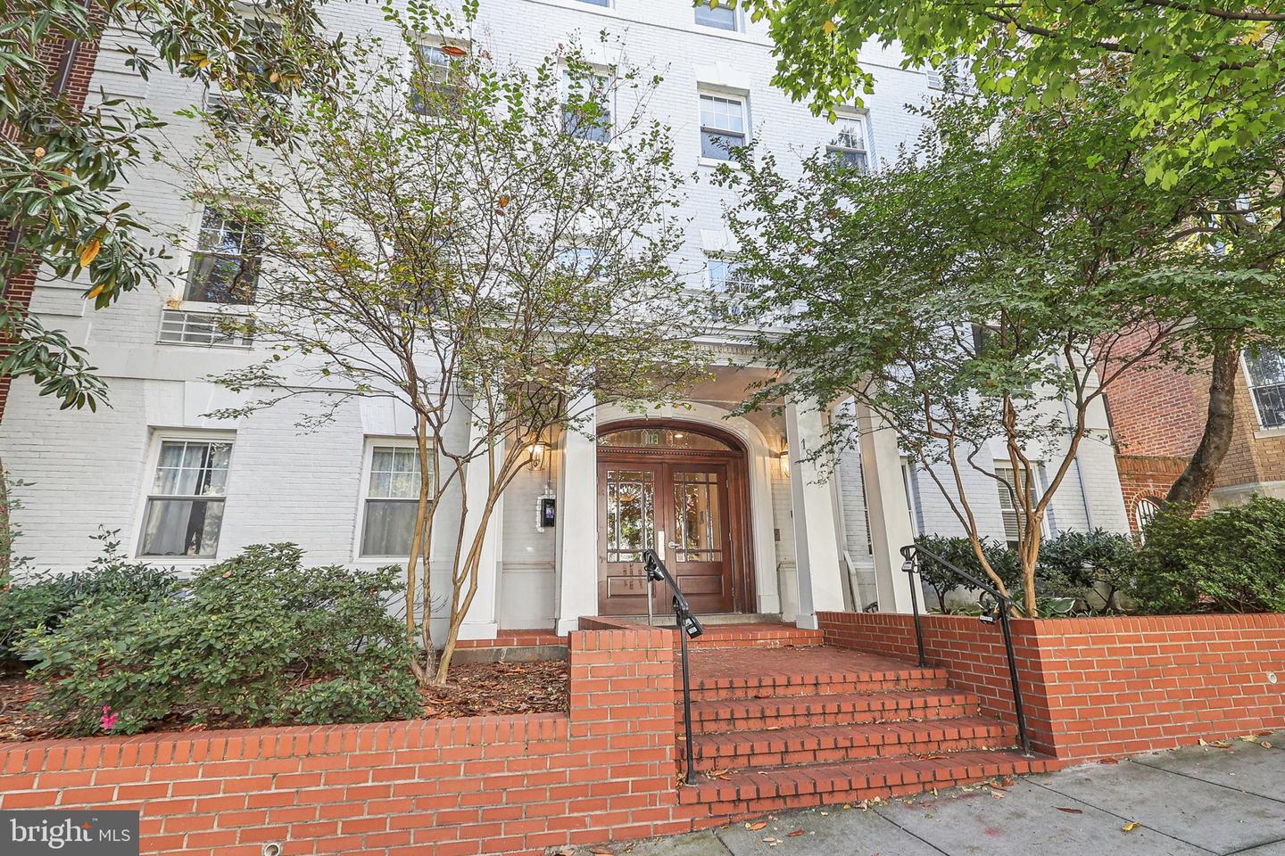 1816 KALORAMA RD NW #204, WASHINGTON, District Of Columbia 20009, ,1 BathroomBathrooms,Residential,For sale,1816 KALORAMA RD NW #204,DCDC2172918 MLS # DCDC2172918