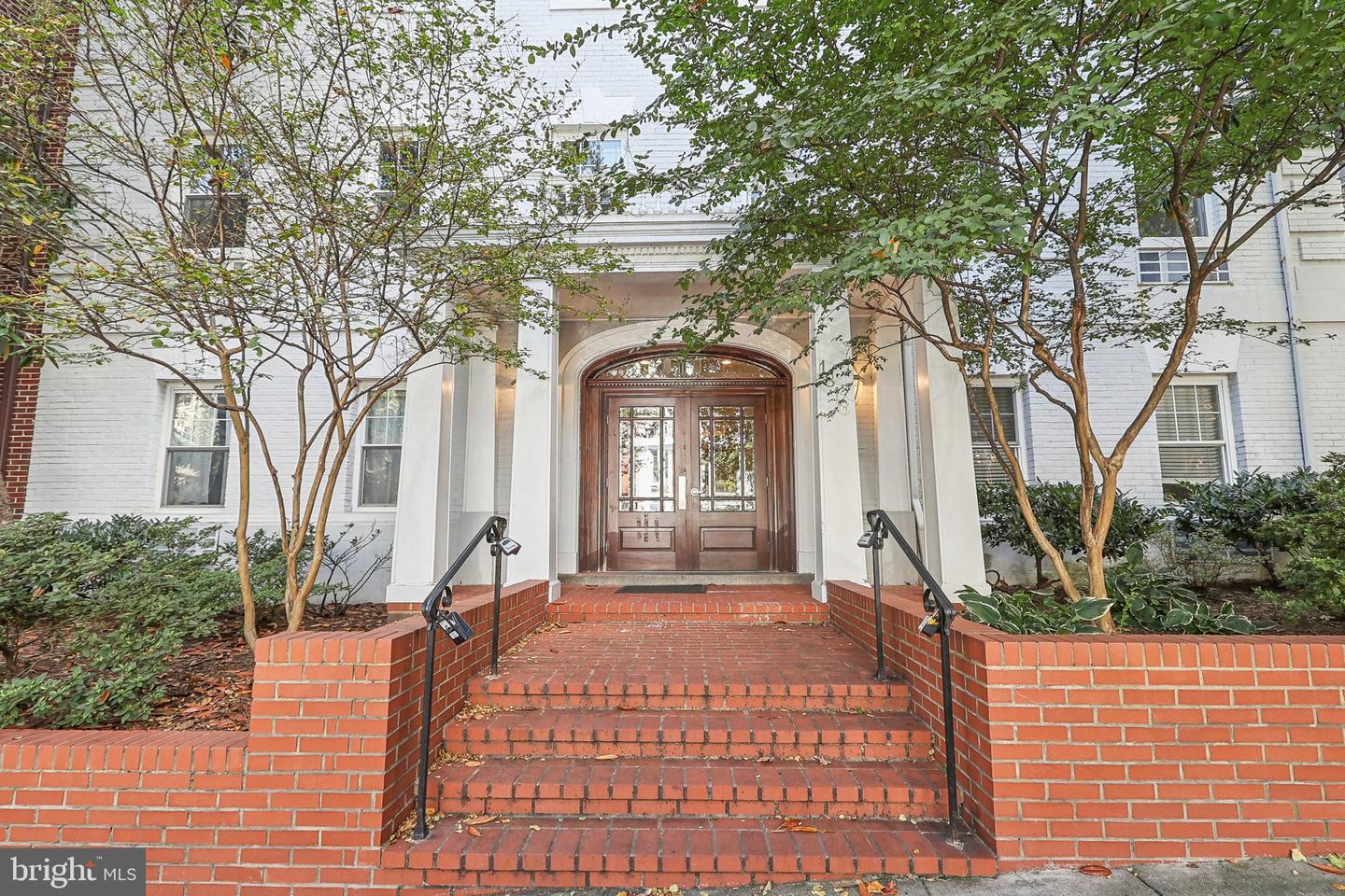 1816 KALORAMA RD NW #204, WASHINGTON, District Of Columbia 20009, ,1 BathroomBathrooms,Residential,For sale,1816 KALORAMA RD NW #204,DCDC2172918 MLS # DCDC2172918