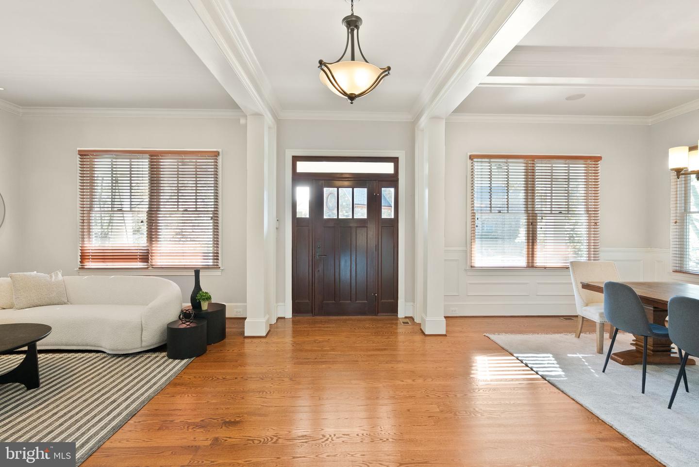 1310 N JACKSON ST N, ARLINGTON, Virginia 22201, 5 Bedrooms Bedrooms, ,4 BathroomsBathrooms,Residential,For sale,1310 N JACKSON ST N,VAAR2052676 MLS # VAAR2052676