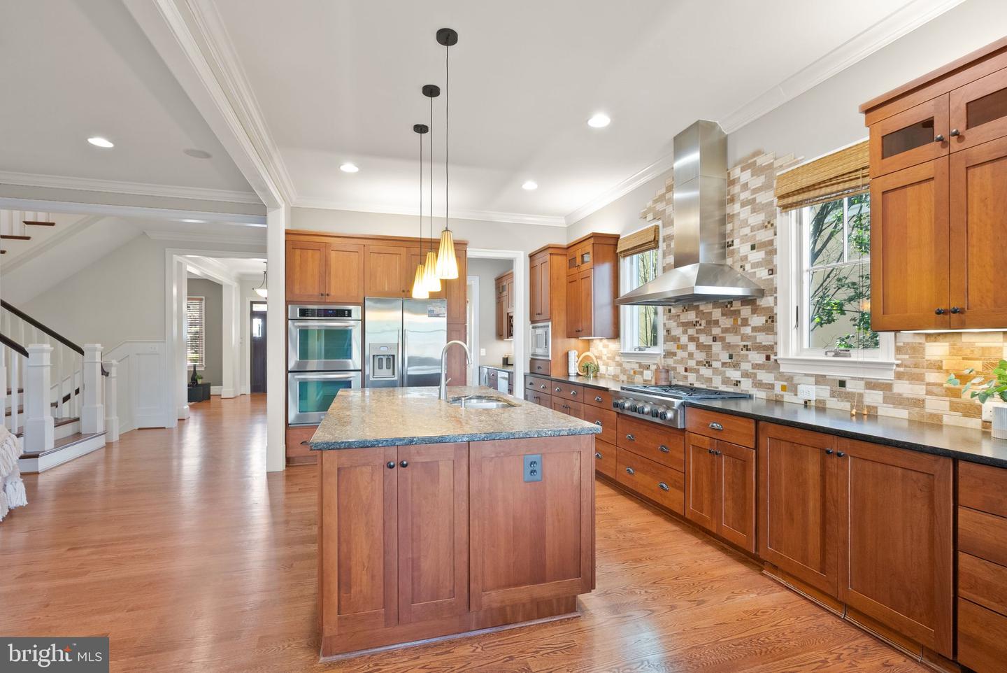 1310 N JACKSON ST N, ARLINGTON, Virginia 22201, 5 Bedrooms Bedrooms, ,4 BathroomsBathrooms,Residential,For sale,1310 N JACKSON ST N,VAAR2052676 MLS # VAAR2052676