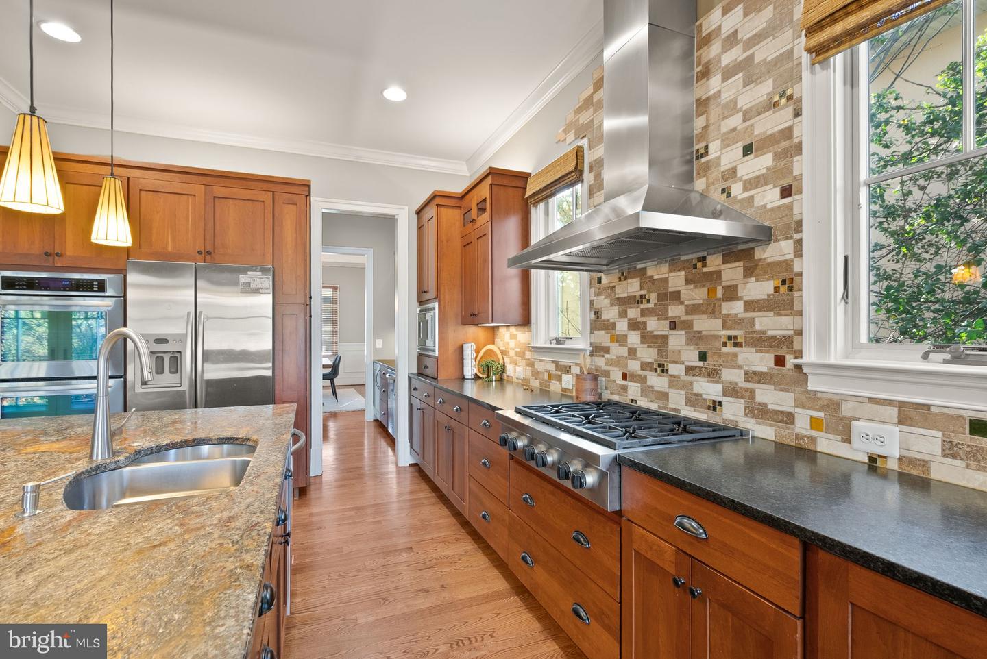 1310 N JACKSON ST N, ARLINGTON, Virginia 22201, 5 Bedrooms Bedrooms, ,4 BathroomsBathrooms,Residential,For sale,1310 N JACKSON ST N,VAAR2052676 MLS # VAAR2052676
