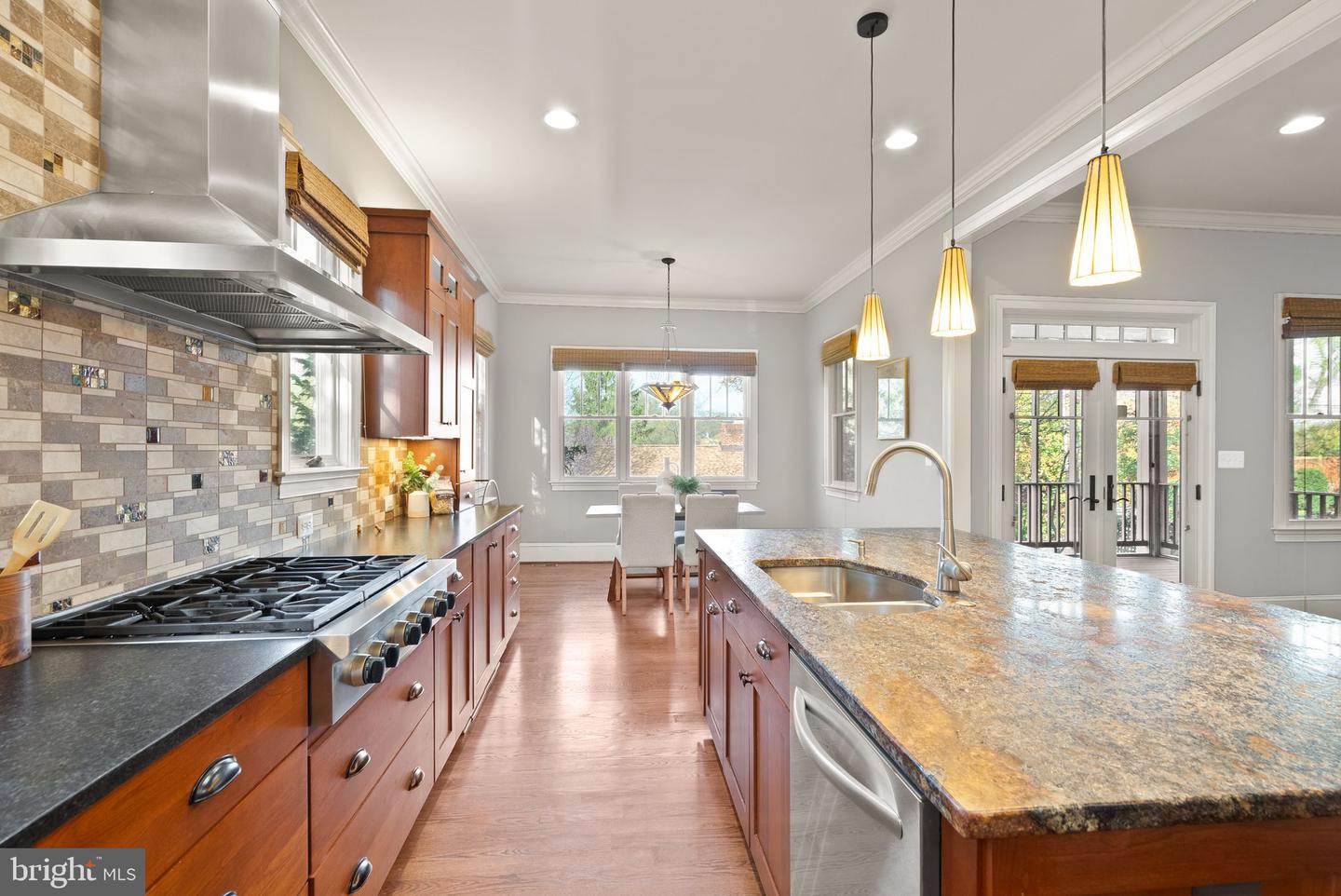 1310 N JACKSON ST N, ARLINGTON, Virginia 22201, 5 Bedrooms Bedrooms, ,4 BathroomsBathrooms,Residential,For sale,1310 N JACKSON ST N,VAAR2052676 MLS # VAAR2052676