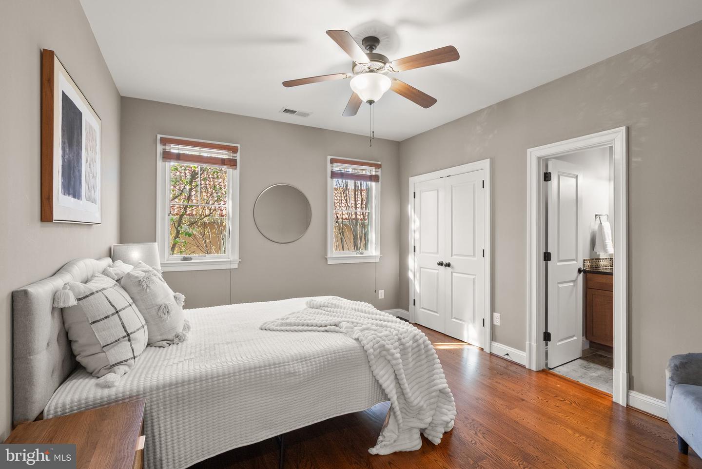 1310 N JACKSON ST N, ARLINGTON, Virginia 22201, 5 Bedrooms Bedrooms, ,4 BathroomsBathrooms,Residential,For sale,1310 N JACKSON ST N,VAAR2052676 MLS # VAAR2052676
