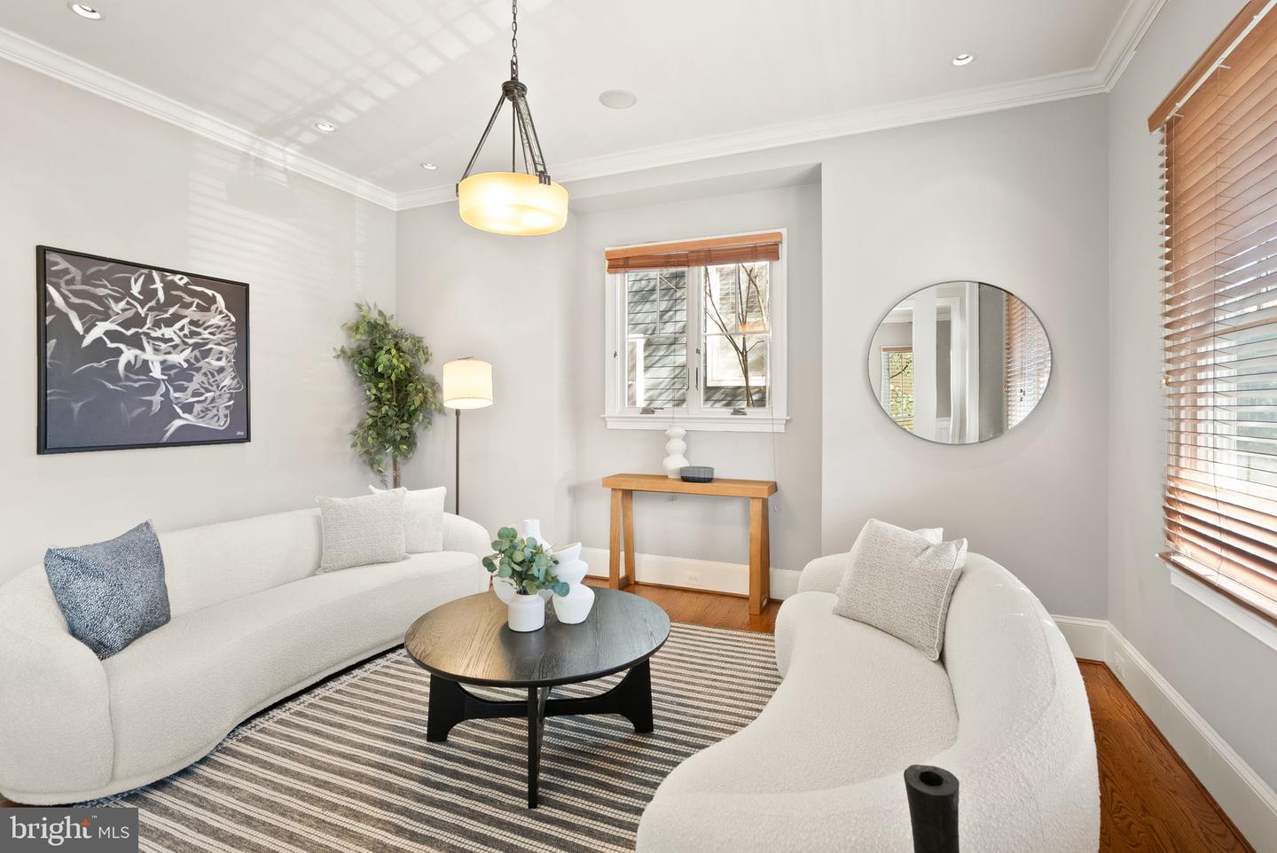 1310 N JACKSON ST N, ARLINGTON, Virginia 22201, 5 Bedrooms Bedrooms, ,4 BathroomsBathrooms,Residential,For sale,1310 N JACKSON ST N,VAAR2052676 MLS # VAAR2052676