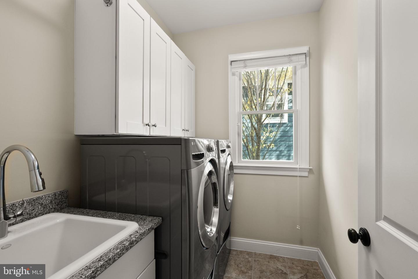 1310 N JACKSON ST N, ARLINGTON, Virginia 22201, 5 Bedrooms Bedrooms, ,4 BathroomsBathrooms,Residential,For sale,1310 N JACKSON ST N,VAAR2052676 MLS # VAAR2052676