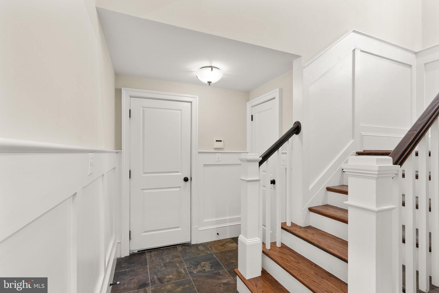 1310 N JACKSON ST N, ARLINGTON, Virginia 22201, 5 Bedrooms Bedrooms, ,4 BathroomsBathrooms,Residential,For sale,1310 N JACKSON ST N,VAAR2052676 MLS # VAAR2052676