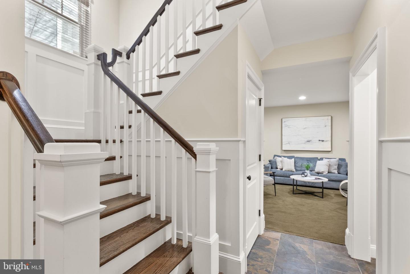 1310 N JACKSON ST N, ARLINGTON, Virginia 22201, 5 Bedrooms Bedrooms, ,4 BathroomsBathrooms,Residential,For sale,1310 N JACKSON ST N,VAAR2052676 MLS # VAAR2052676