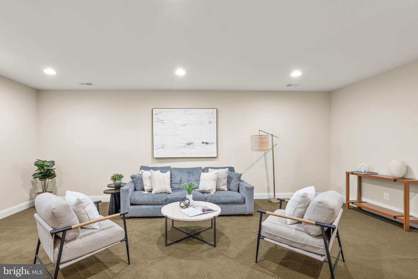 1310 N JACKSON ST N, ARLINGTON, Virginia 22201, 5 Bedrooms Bedrooms, ,4 BathroomsBathrooms,Residential,For sale,1310 N JACKSON ST N,VAAR2052676 MLS # VAAR2052676
