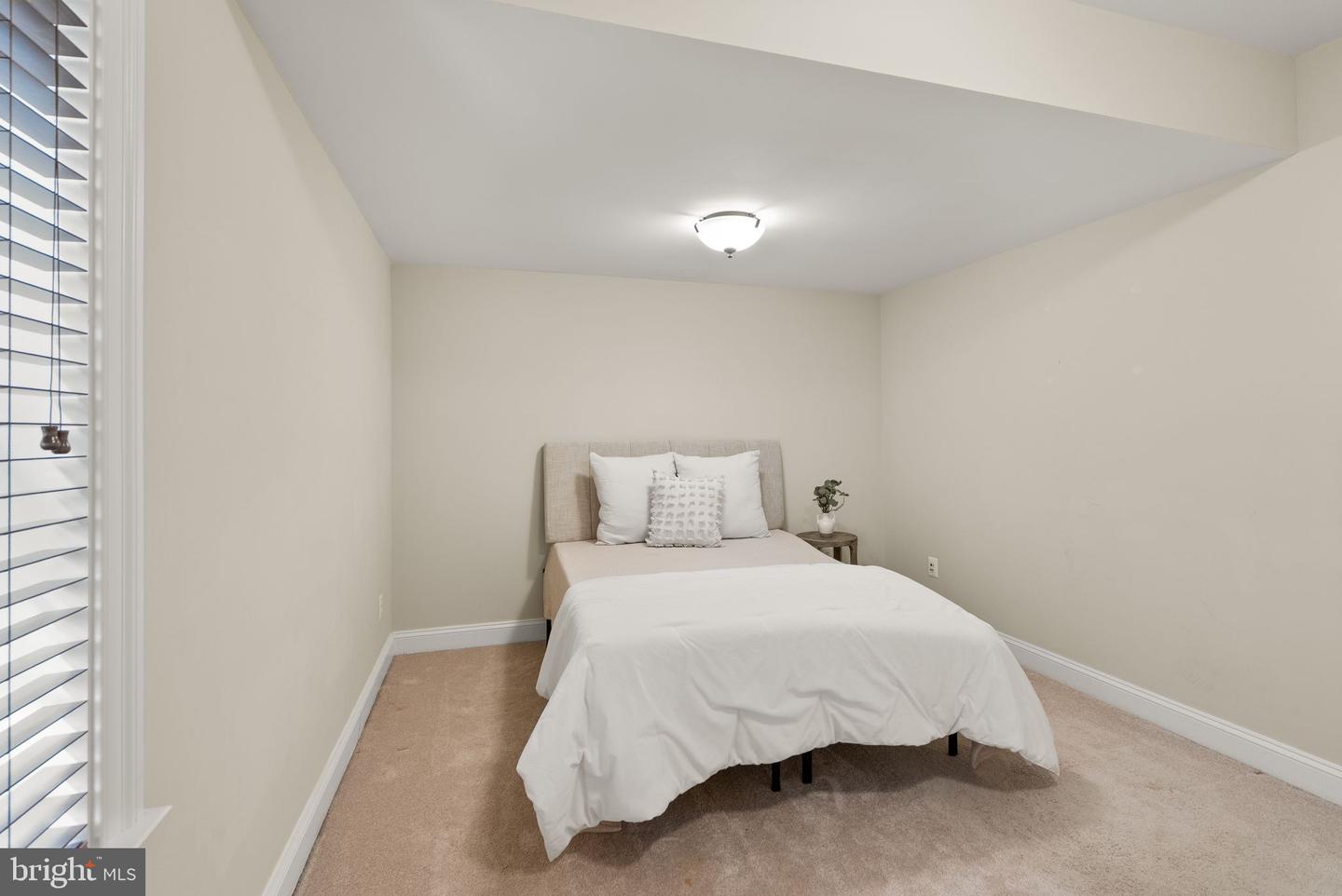 1310 N JACKSON ST N, ARLINGTON, Virginia 22201, 5 Bedrooms Bedrooms, ,4 BathroomsBathrooms,Residential,For sale,1310 N JACKSON ST N,VAAR2052676 MLS # VAAR2052676
