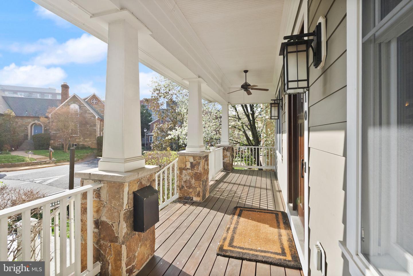 1310 N JACKSON ST N, ARLINGTON, Virginia 22201, 5 Bedrooms Bedrooms, ,4 BathroomsBathrooms,Residential,For sale,1310 N JACKSON ST N,VAAR2052676 MLS # VAAR2052676