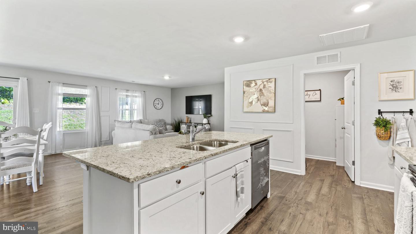 18075 COOLIDGE LN, BOWLING GREEN, Virginia 22427, 4 Bedrooms Bedrooms, ,2 BathroomsBathrooms,Residential,For sale,18075 COOLIDGE LN,VACV2007546 MLS # VACV2007546