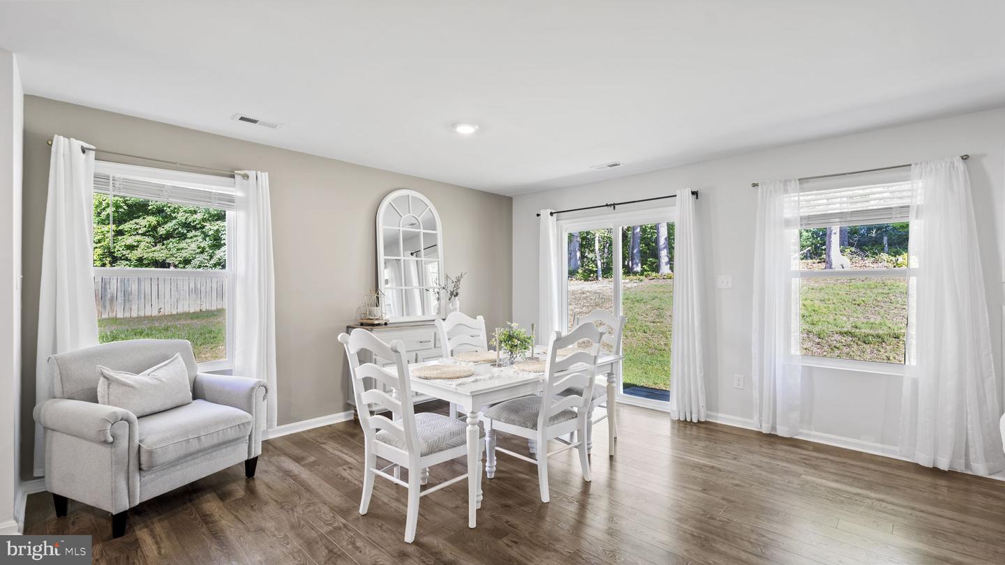 18075 COOLIDGE LN, BOWLING GREEN, Virginia 22427, 4 Bedrooms Bedrooms, ,2 BathroomsBathrooms,Residential,For sale,18075 COOLIDGE LN,VACV2007546 MLS # VACV2007546
