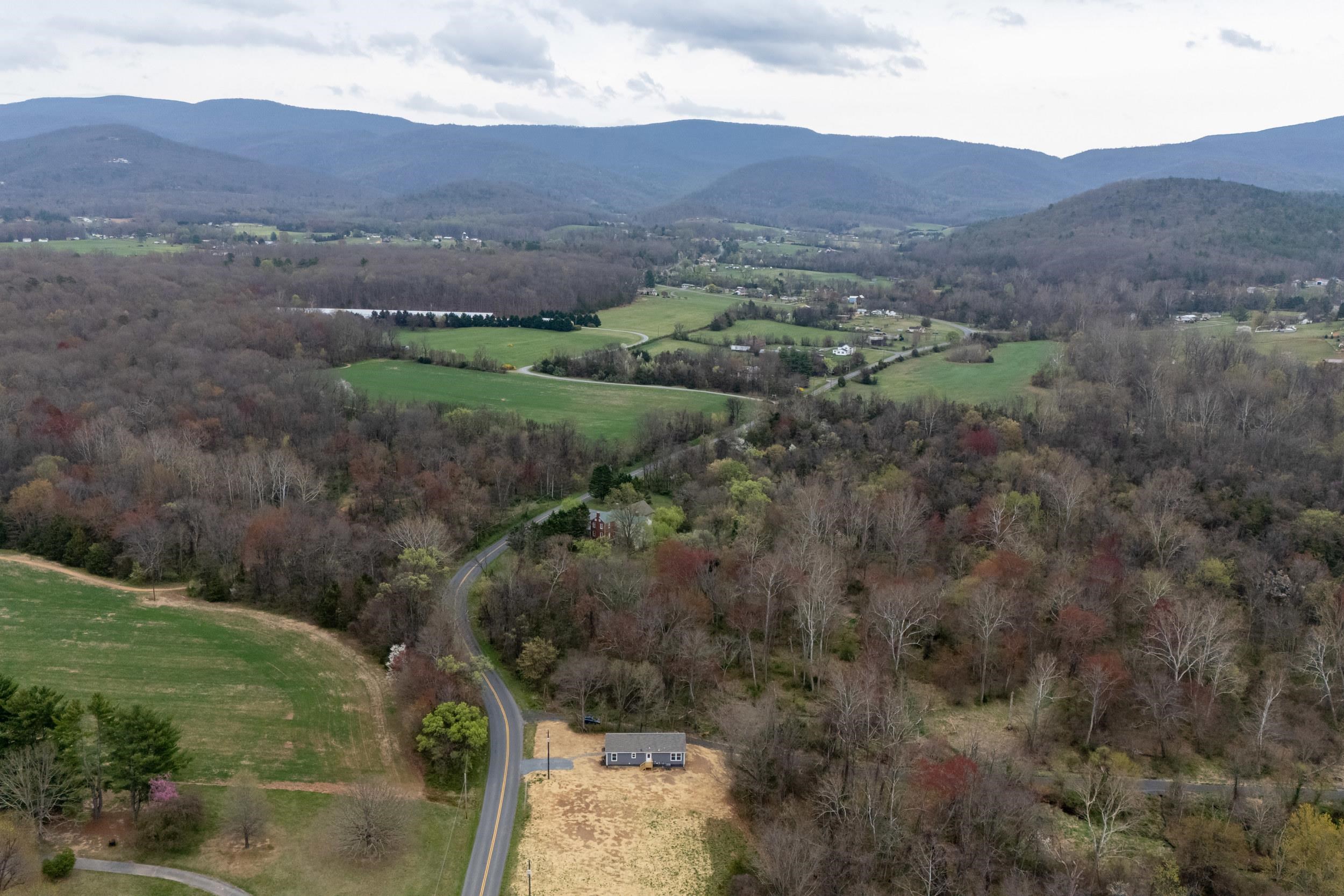 17510 MT PLEASANT RD, ELKTON, Virginia 22827, 3 Bedrooms Bedrooms, ,2 BathroomsBathrooms,Residential,17510 MT PLEASANT RD,662812 MLS # 662812