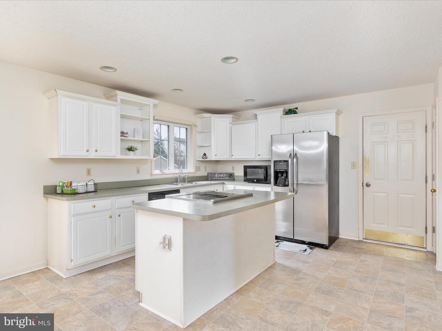 116 BARKWOOD DR, STEPHENS CITY, Virginia 22655, 4 Bedrooms Bedrooms, ,2 BathroomsBathrooms,Residential,For sale,116 BARKWOOD DR,VAFV2032742 MLS # VAFV2032742