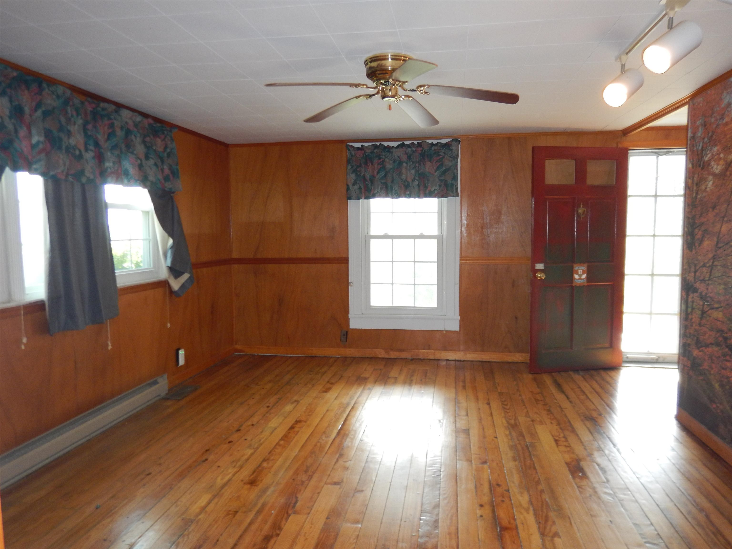 941 MCKINLEY RD, MIDDLEBROOK, Virginia 24459, 2 Bedrooms Bedrooms, ,1 BathroomBathrooms,Residential,941 MCKINLEY RD,663463 MLS # 663463
