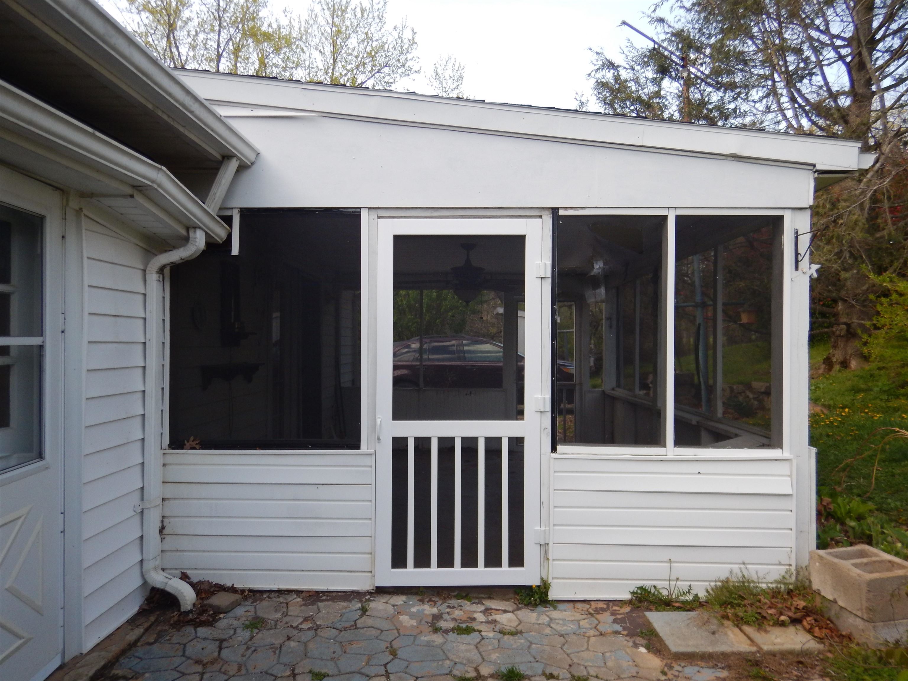 941 MCKINLEY RD, MIDDLEBROOK, Virginia 24459, 2 Bedrooms Bedrooms, ,1 BathroomBathrooms,Residential,941 MCKINLEY RD,663463 MLS # 663463
