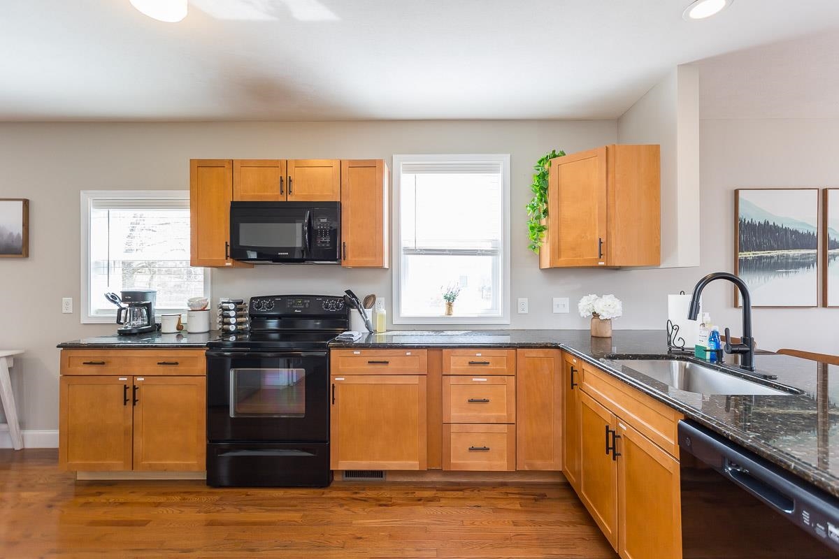442 FIRST ST, SHENANDOAH, Virginia 22849, 5 Bedrooms Bedrooms, ,4 BathroomsBathrooms,Residential,442 FIRST ST,664182 MLS # 664182