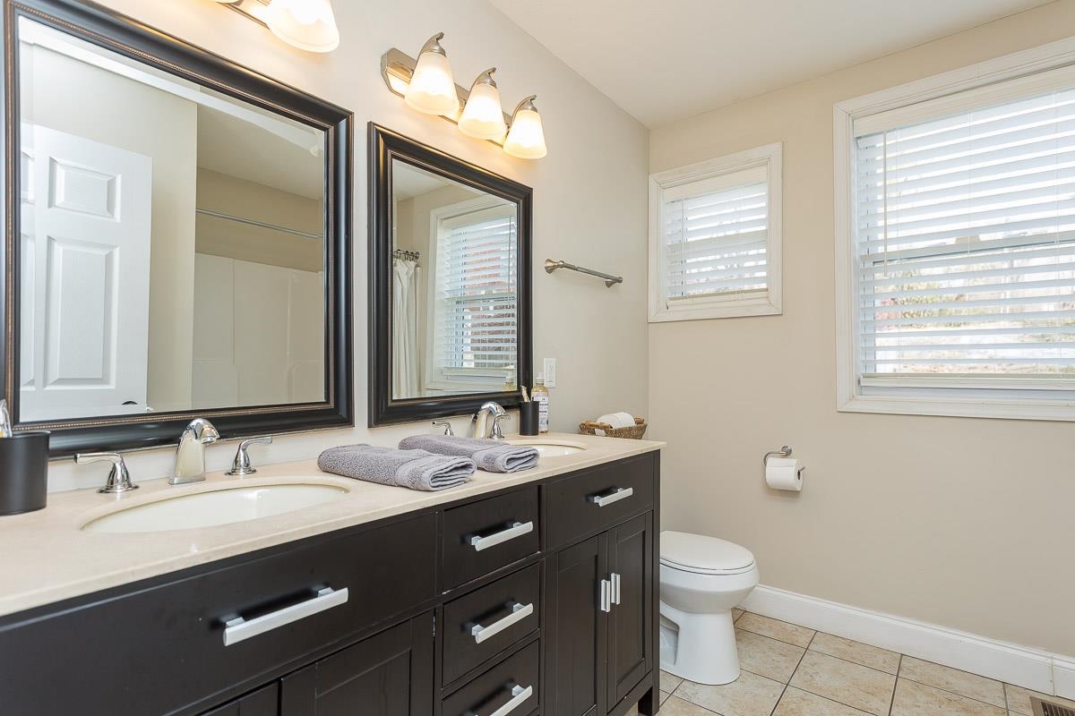 442 FIRST ST, SHENANDOAH, Virginia 22849, 5 Bedrooms Bedrooms, ,4 BathroomsBathrooms,Residential,442 FIRST ST,664182 MLS # 664182