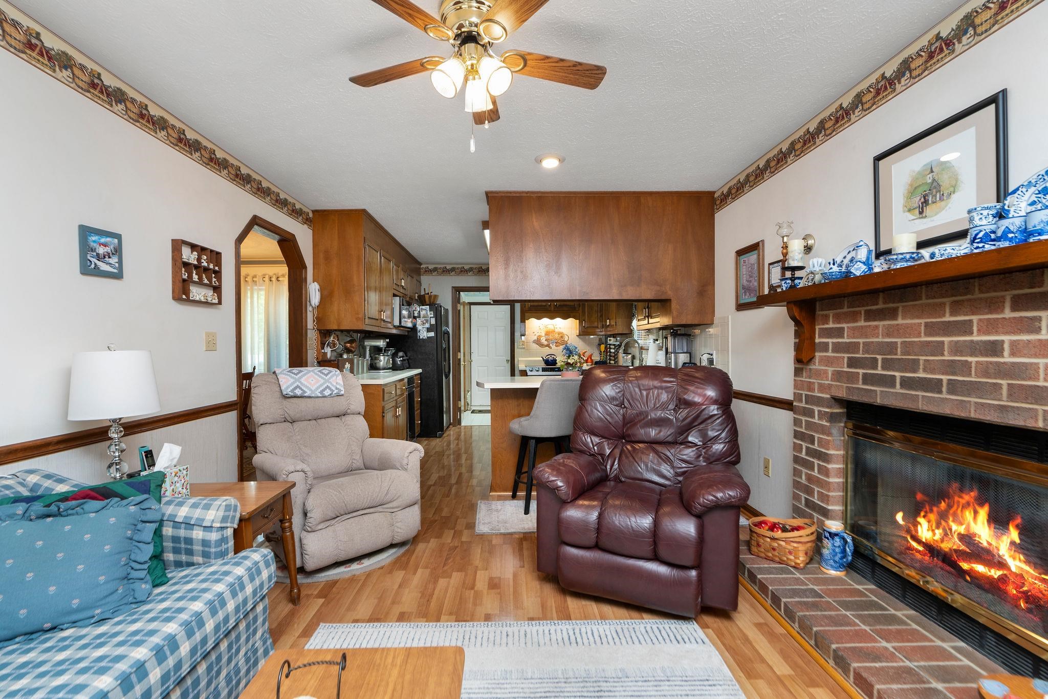 3 WHIPPOORWILL WAY, WAYNESBORO, Virginia 22980, 3 Bedrooms Bedrooms, ,2 BathroomsBathrooms,Residential,3 WHIPPOORWILL WAY,664420 MLS # 664420