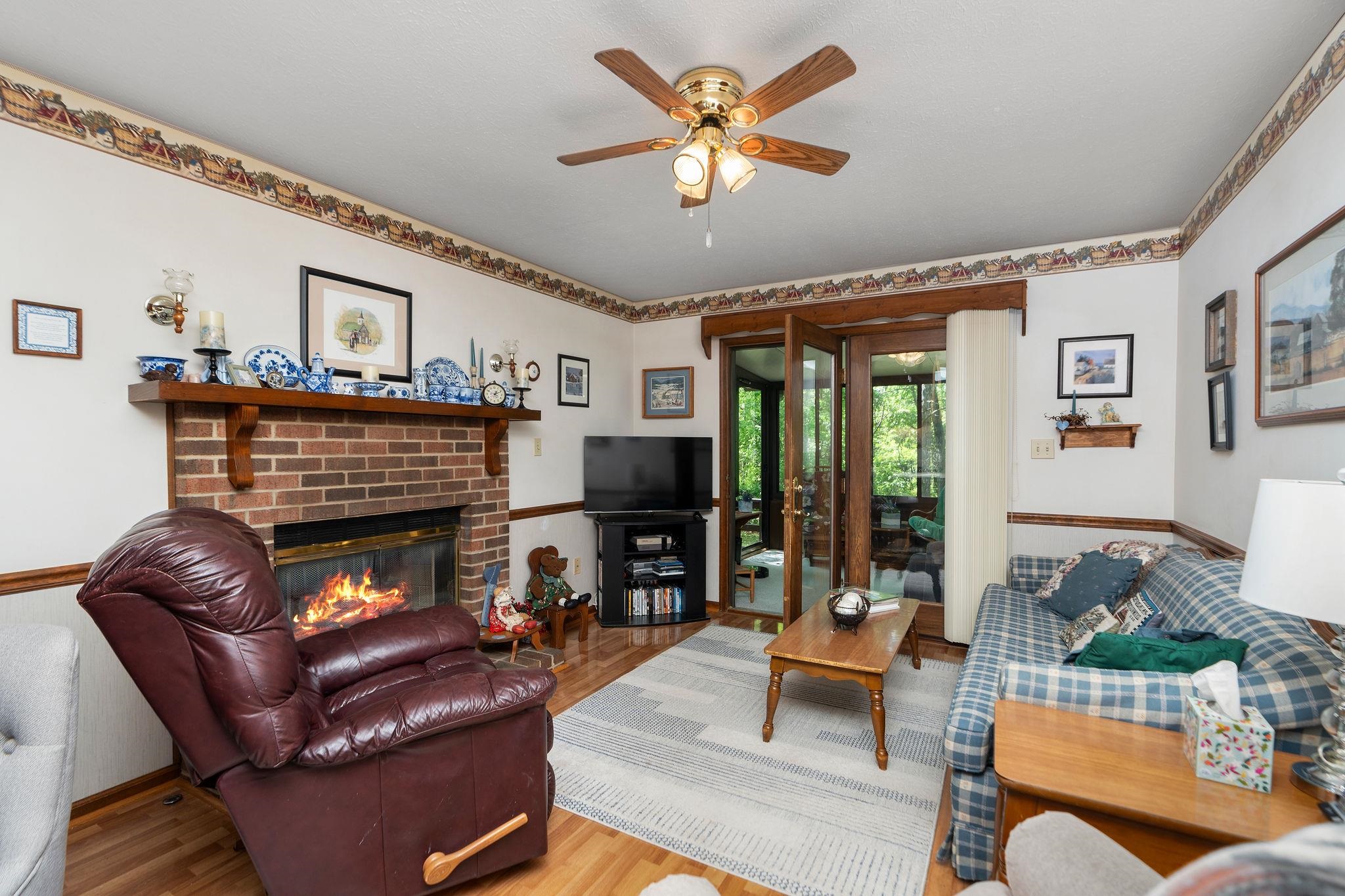 3 WHIPPOORWILL WAY, WAYNESBORO, Virginia 22980, 3 Bedrooms Bedrooms, ,2 BathroomsBathrooms,Residential,3 WHIPPOORWILL WAY,664420 MLS # 664420