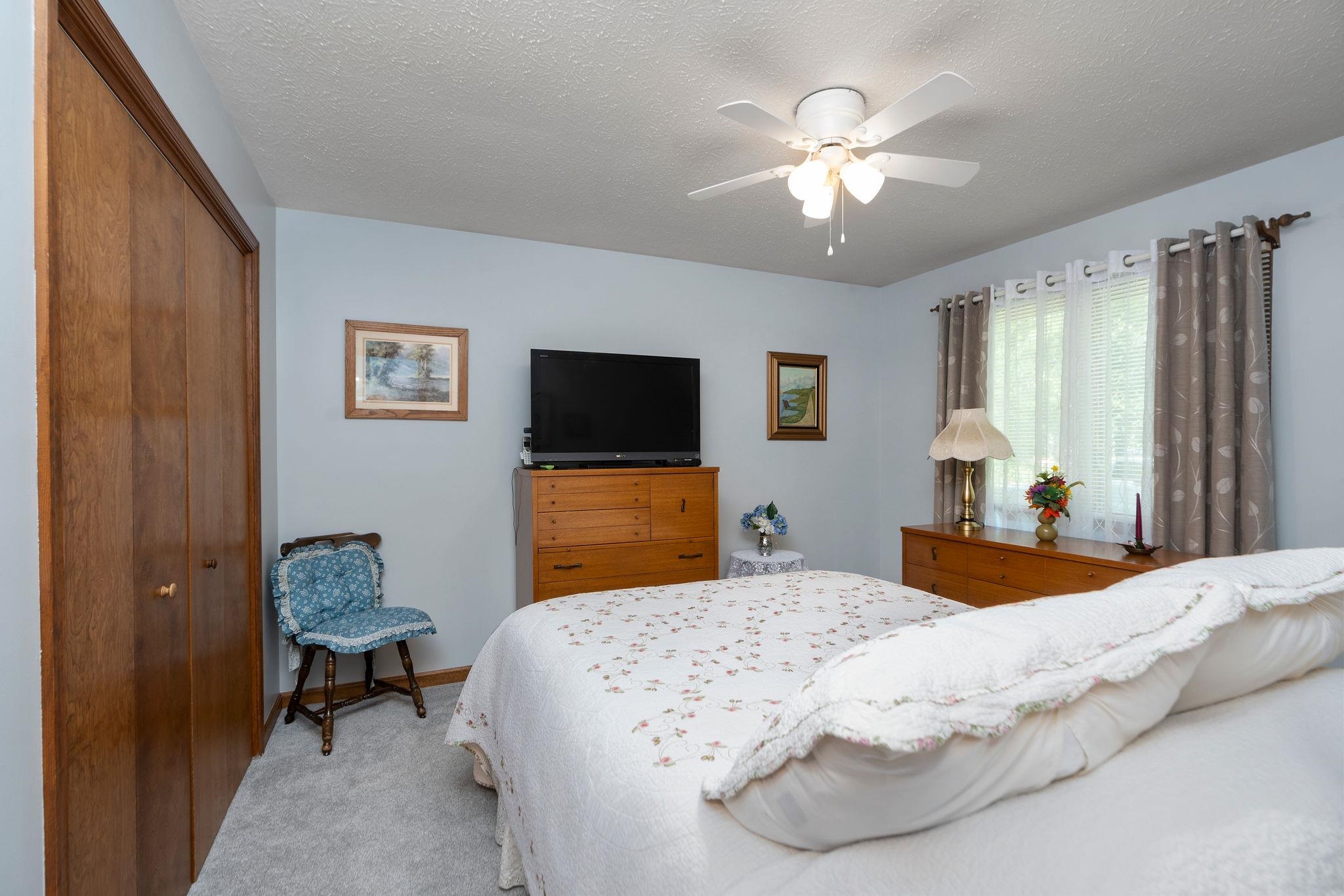 3 WHIPPOORWILL WAY, WAYNESBORO, Virginia 22980, 3 Bedrooms Bedrooms, ,2 BathroomsBathrooms,Residential,3 WHIPPOORWILL WAY,664420 MLS # 664420