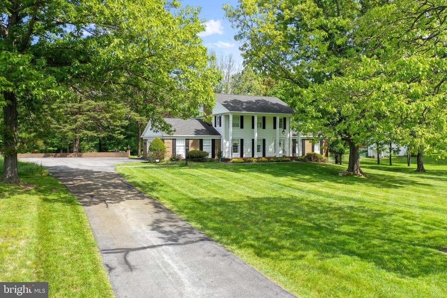 137 S RIVER RD, FRONT ROYAL, Virginia 22630, 3 Bedrooms Bedrooms, ,2 BathroomsBathrooms,Residential,For sale,137 S RIVER RD,VAWR2010676 MLS # VAWR2010676