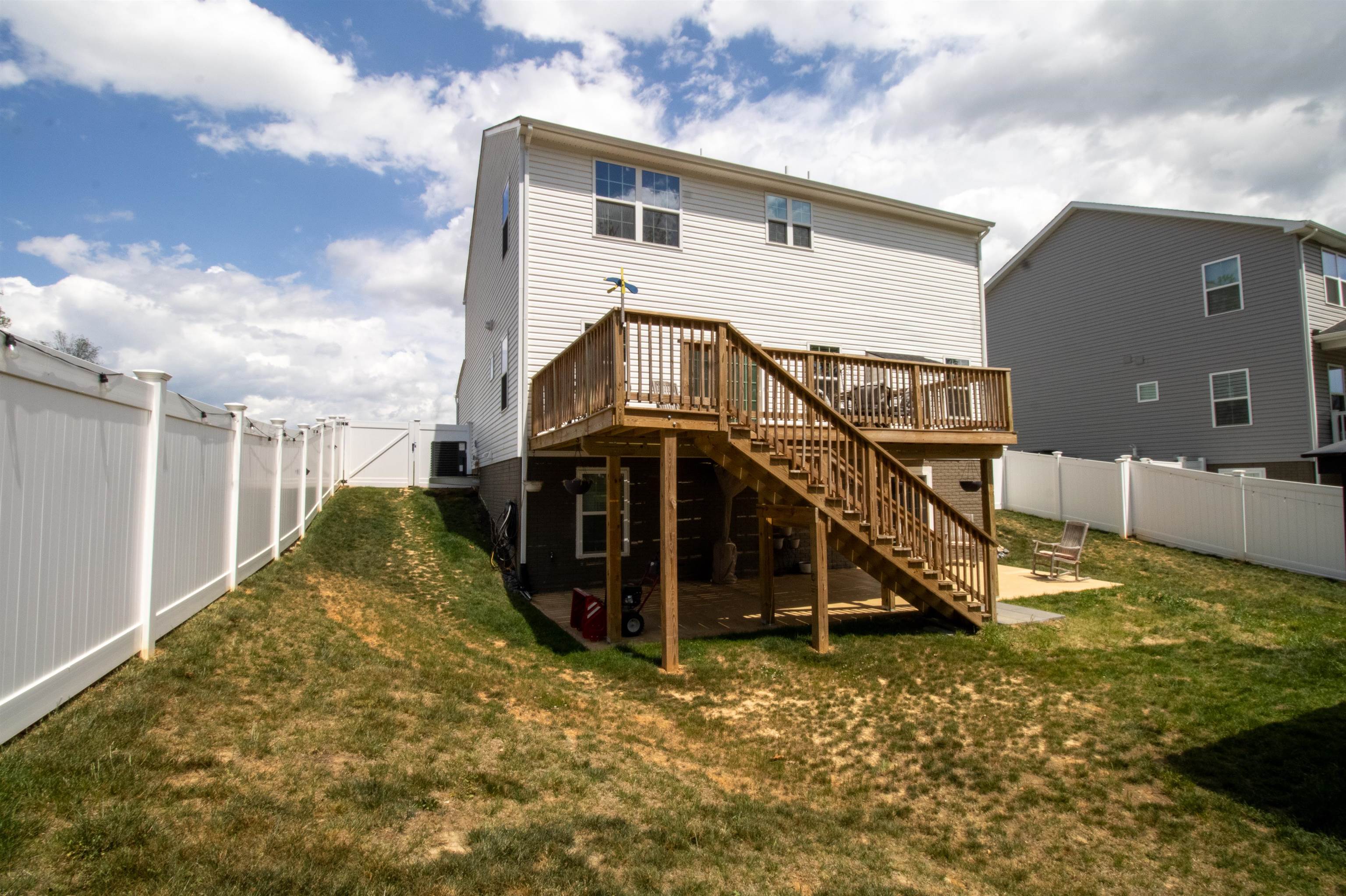 2725 RIDGE HAVEN DR, HARRISONBURG, Virginia 22801, 5 Bedrooms Bedrooms, ,3 BathroomsBathrooms,Residential,2725 RIDGE HAVEN DR,664423 MLS # 664423