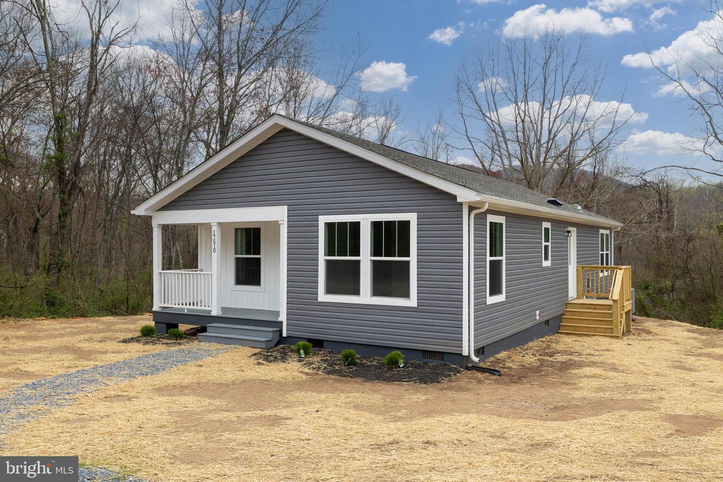 17510 MT PLEASANT RD, ELKTON, Virginia 22827, 3 Bedrooms Bedrooms, ,2 BathroomsBathrooms,Residential,For sale,17510 MT PLEASANT RD,VARO2002144 MLS # VARO2002144