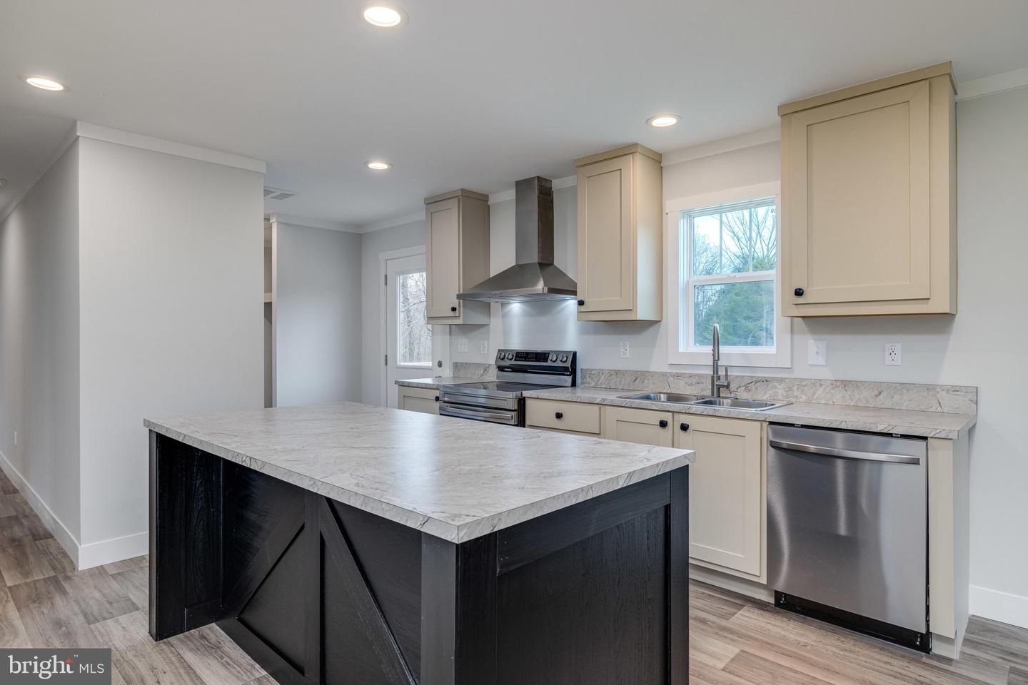 17510 MT PLEASANT RD, ELKTON, Virginia 22827, 3 Bedrooms Bedrooms, ,2 BathroomsBathrooms,Residential,For sale,17510 MT PLEASANT RD,VARO2002144 MLS # VARO2002144