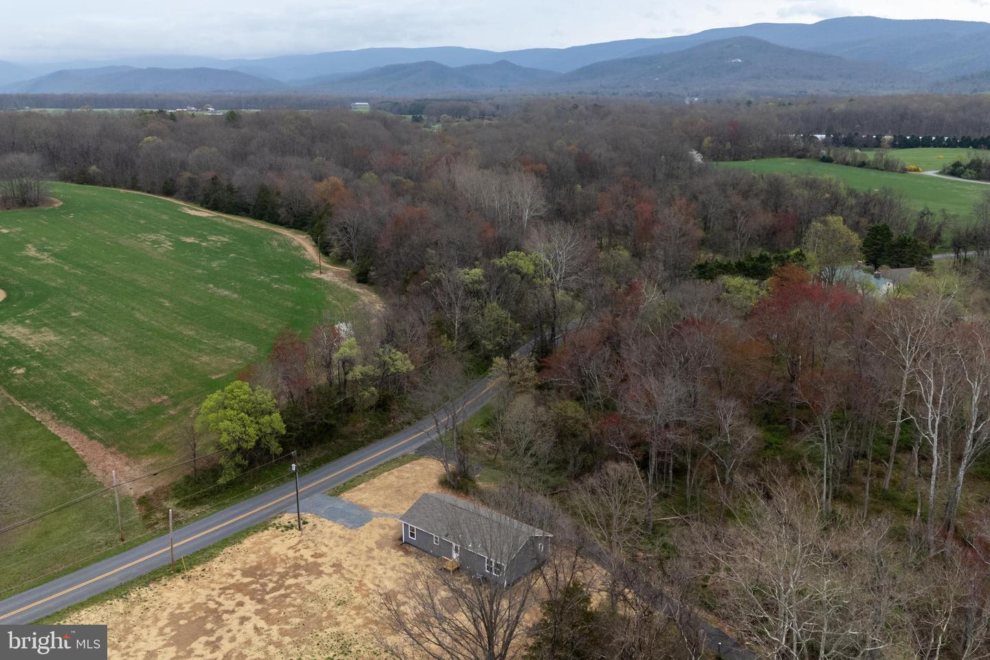 17510 MT PLEASANT RD, ELKTON, Virginia 22827, 3 Bedrooms Bedrooms, ,2 BathroomsBathrooms,Residential,For sale,17510 MT PLEASANT RD,VARO2002144 MLS # VARO2002144