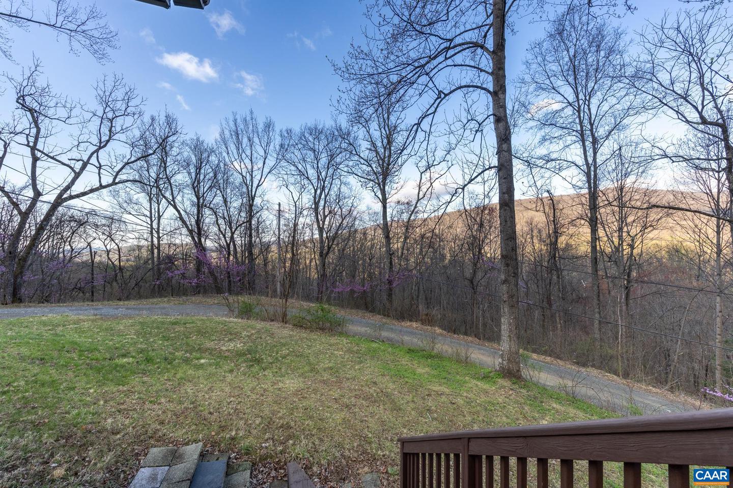 407 WINDY KNOLL LN, STANARDSVILLE, Virginia 22973, 1 Bedroom Bedrooms, ,1 BathroomBathrooms,Residential,For sale,407 WINDY KNOLL LN,662521 MLS # 662521