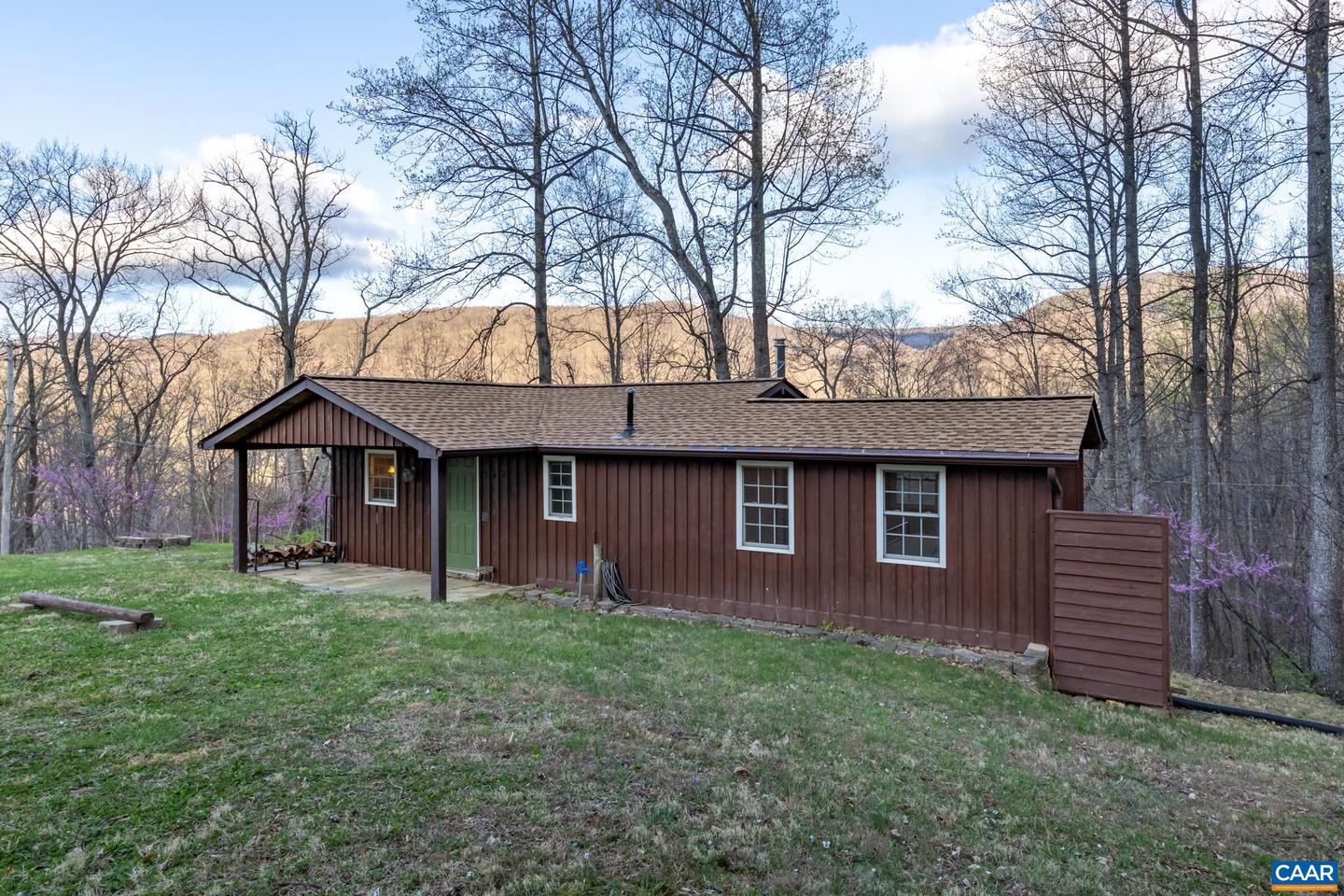 407 WINDY KNOLL LN, STANARDSVILLE, Virginia 22973, 1 Bedroom Bedrooms, ,1 BathroomBathrooms,Residential,For sale,407 WINDY KNOLL LN,662521 MLS # 662521