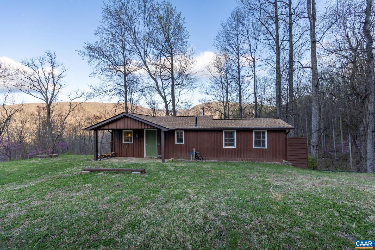 407 WINDY KNOLL LN, STANARDSVILLE, Virginia 22973, 1 Bedroom Bedrooms, ,1 BathroomBathrooms,Residential,For sale,407 WINDY KNOLL LN,662521 MLS # 662521
