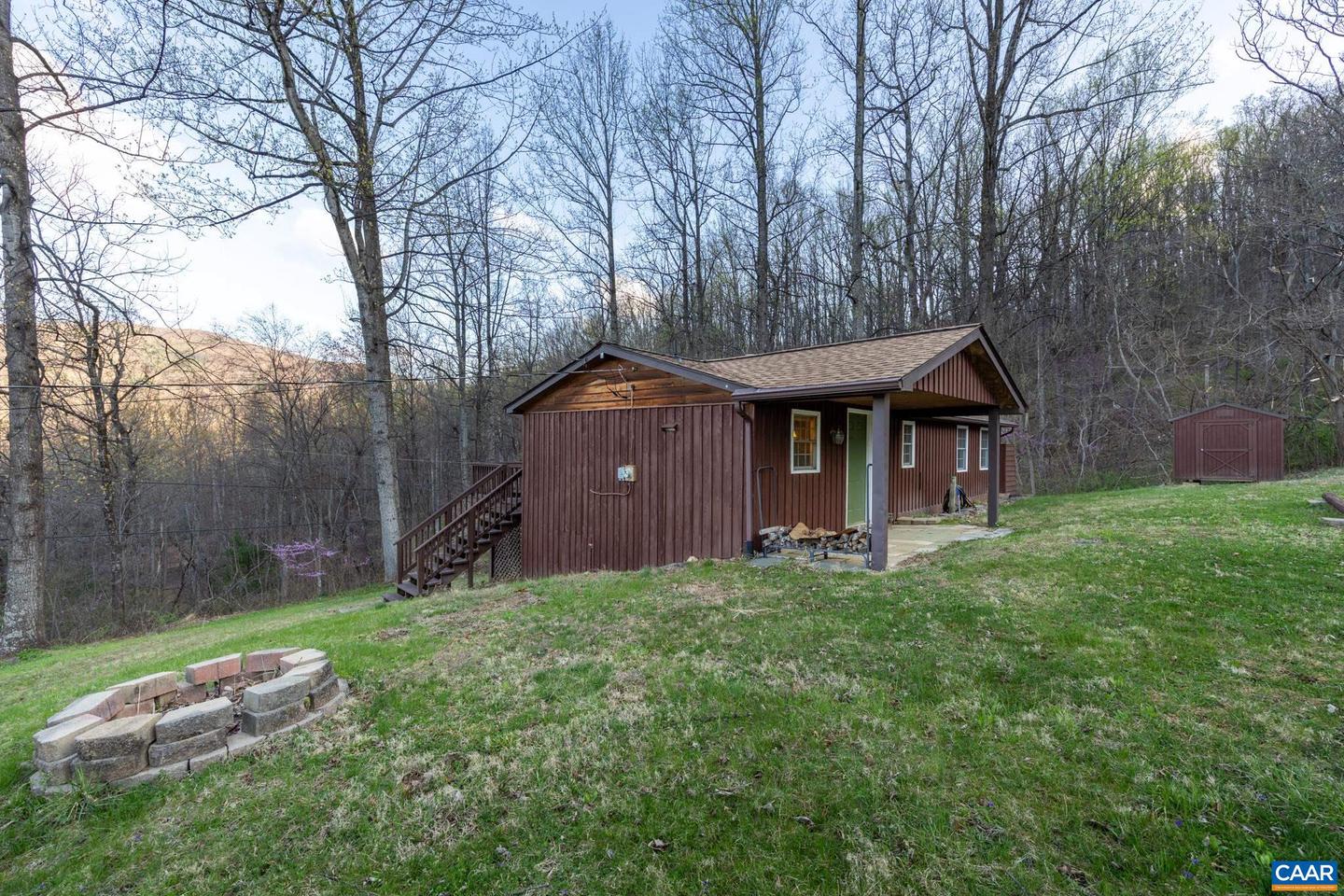 407 WINDY KNOLL LN, STANARDSVILLE, Virginia 22973, 1 Bedroom Bedrooms, ,1 BathroomBathrooms,Residential,For sale,407 WINDY KNOLL LN,662521 MLS # 662521