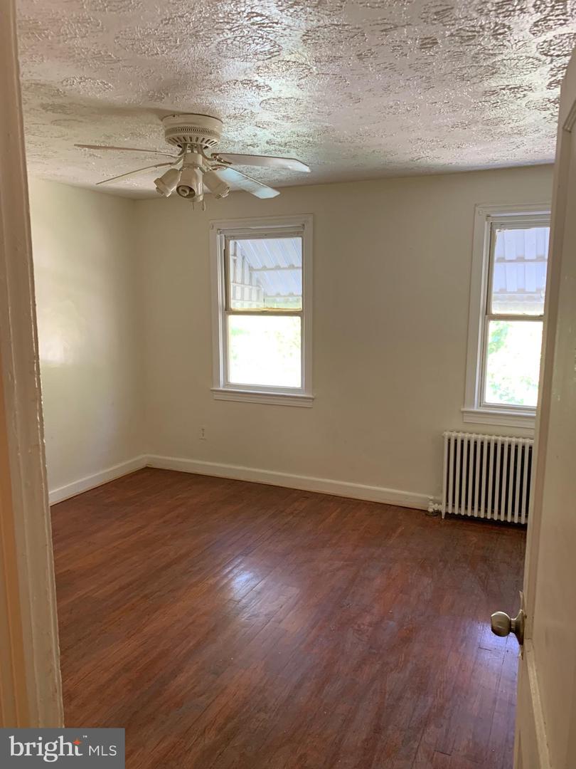 1835 CORCORAN ST NE, WASHINGTON, District Of Columbia 20002, 3 Bedrooms Bedrooms, ,2 BathroomsBathrooms,Residential,For sale,1835 CORCORAN ST NE,DCDC2195968 MLS # DCDC2195968