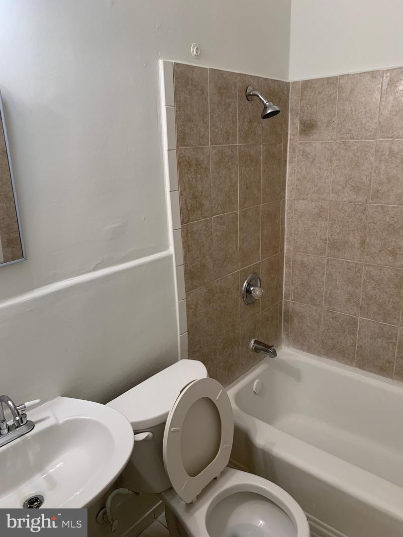 1835 CORCORAN ST NE, WASHINGTON, District Of Columbia 20002, 3 Bedrooms Bedrooms, ,2 BathroomsBathrooms,Residential,For sale,1835 CORCORAN ST NE,DCDC2195968 MLS # DCDC2195968