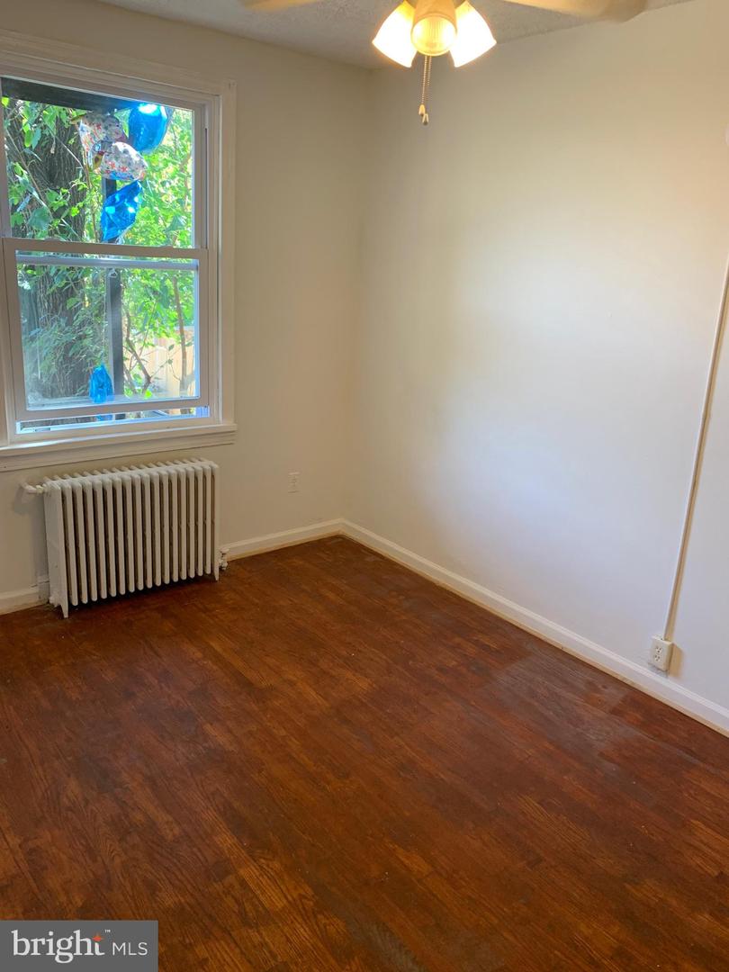 1835 CORCORAN ST NE, WASHINGTON, District Of Columbia 20002, 3 Bedrooms Bedrooms, ,2 BathroomsBathrooms,Residential,For sale,1835 CORCORAN ST NE,DCDC2195968 MLS # DCDC2195968
