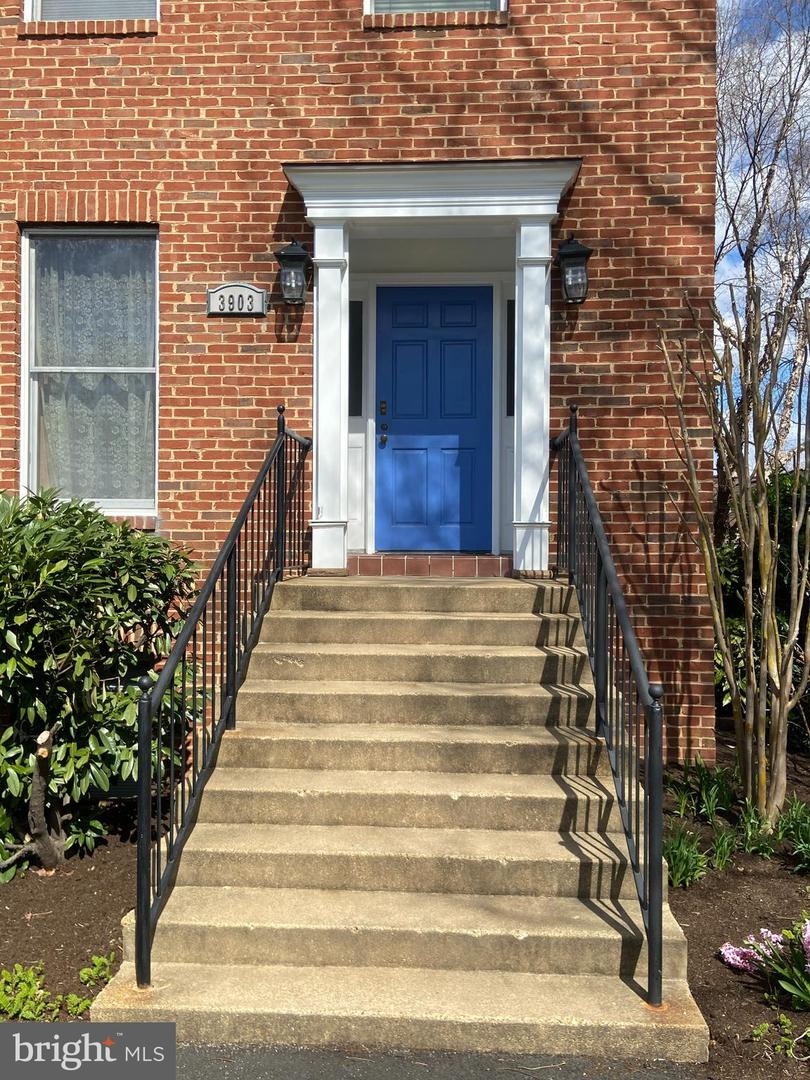 3903 8TH ST S, ARLINGTON, Virginia 22204, 4 Bedrooms Bedrooms, ,5 BathroomsBathrooms,Residential,For sale,3903 8TH ST S,VAAR2056322 MLS # VAAR2056322