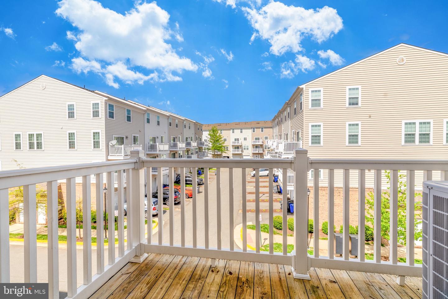 14807 MASON CREEK CIR, WOODBRIDGE, Virginia 22191, 3 Bedrooms Bedrooms, ,2 BathroomsBathrooms,Residential,For sale,14807 MASON CREEK CIR,VAPW2093204 MLS # VAPW2093204