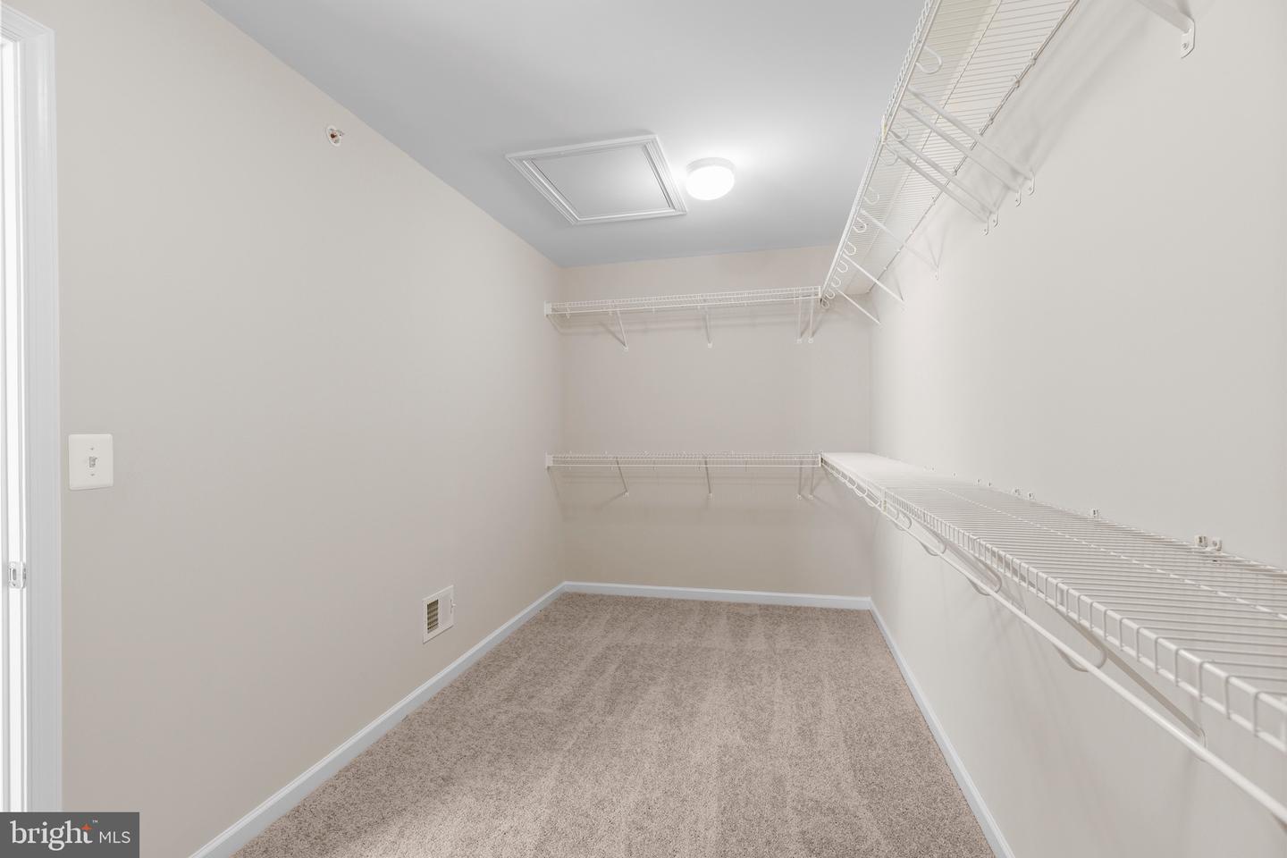 14807 MASON CREEK CIR, WOODBRIDGE, Virginia 22191, 3 Bedrooms Bedrooms, ,2 BathroomsBathrooms,Residential,For sale,14807 MASON CREEK CIR,VAPW2093204 MLS # VAPW2093204