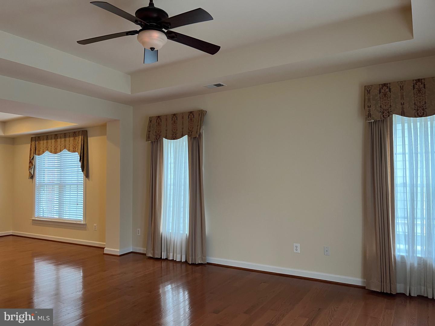 8894 OLIVE MAE CIR, FAIRFAX, Virginia 22031, 4 Bedrooms Bedrooms, ,5 BathroomsBathrooms,Residential,For sale,8894 OLIVE MAE CIR,VAFX2237820 MLS # VAFX2237820