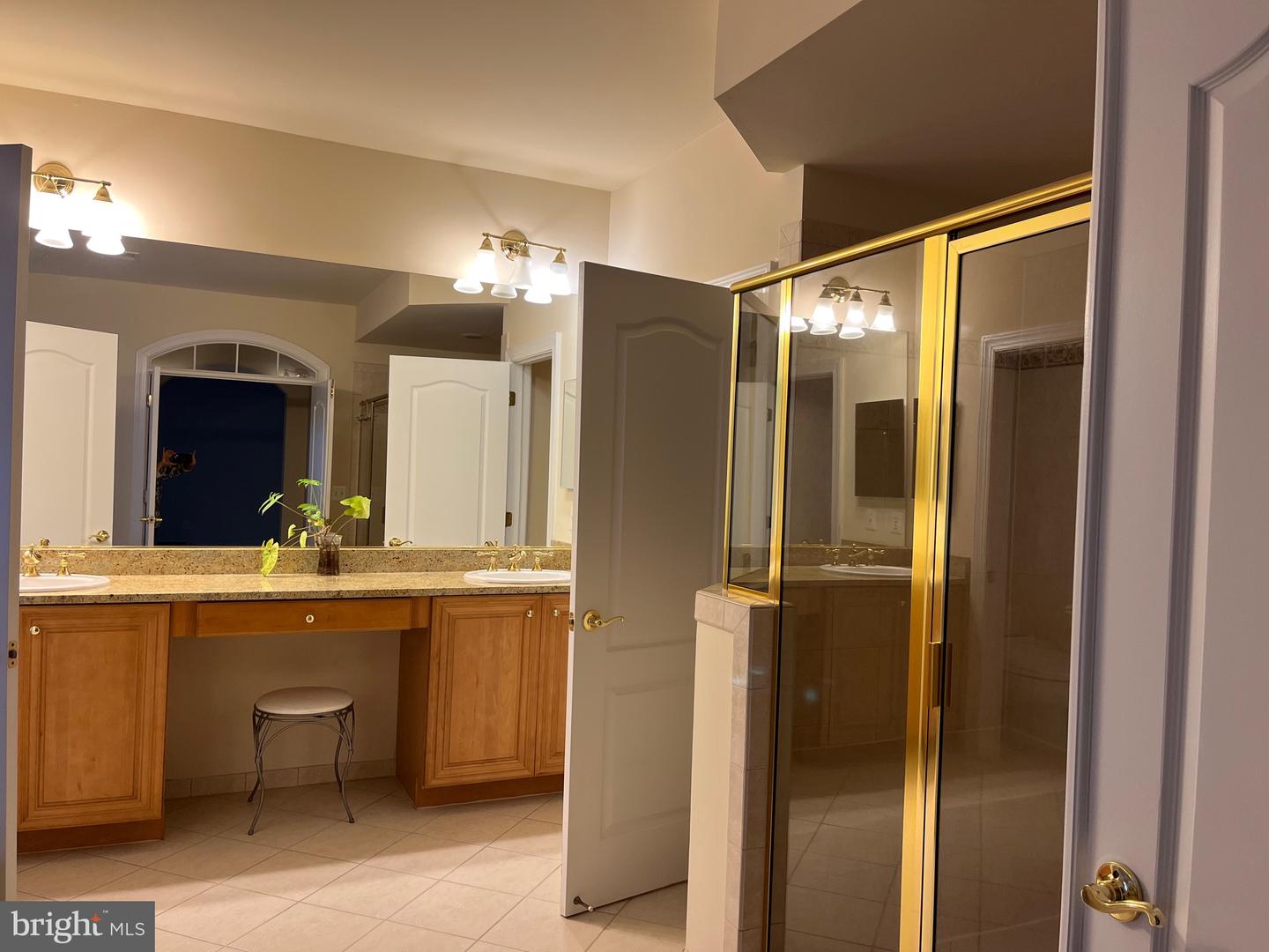 8894 OLIVE MAE CIR, FAIRFAX, Virginia 22031, 4 Bedrooms Bedrooms, ,5 BathroomsBathrooms,Residential,For sale,8894 OLIVE MAE CIR,VAFX2237820 MLS # VAFX2237820