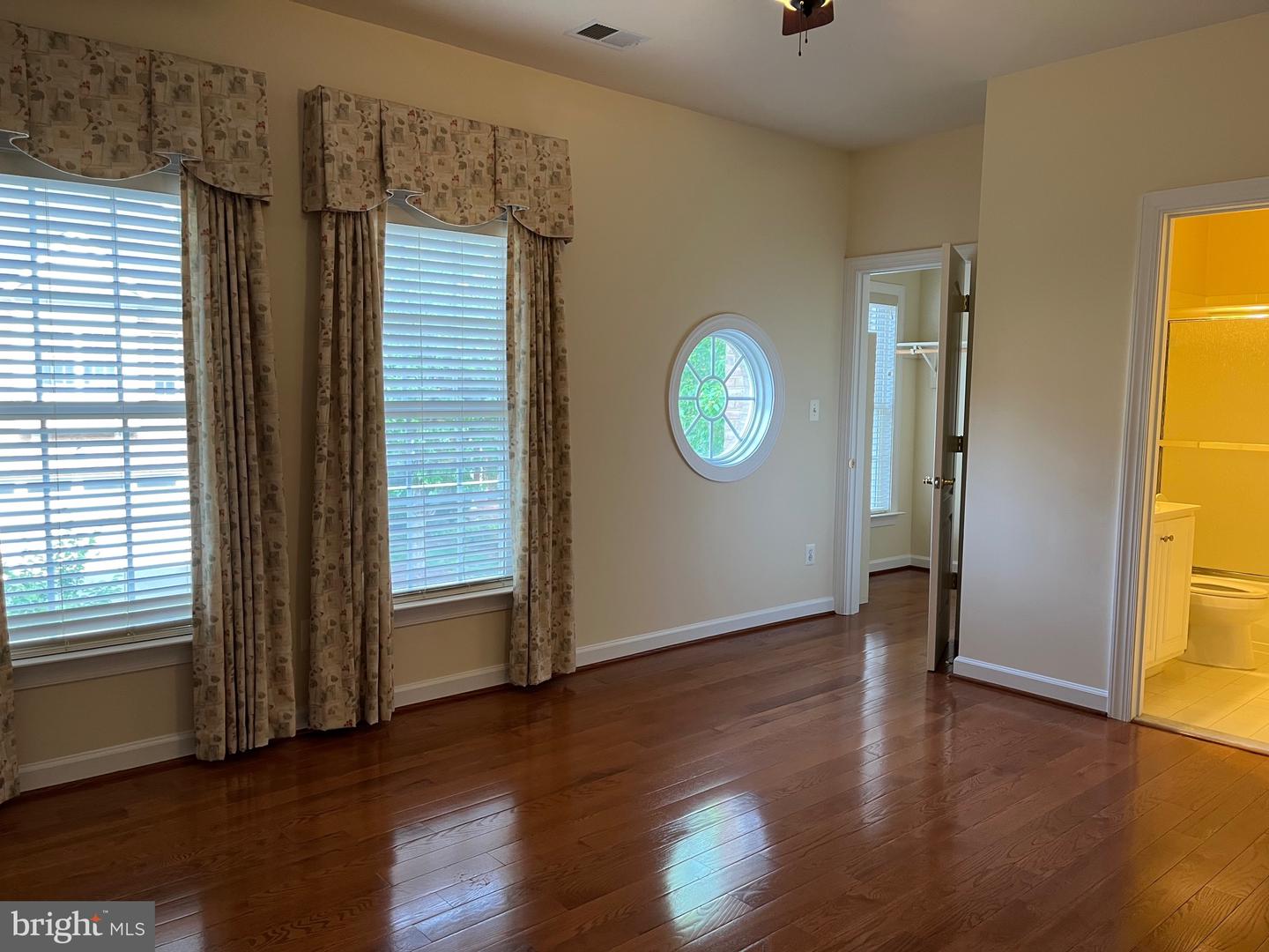 8894 OLIVE MAE CIR, FAIRFAX, Virginia 22031, 4 Bedrooms Bedrooms, ,5 BathroomsBathrooms,Residential,For sale,8894 OLIVE MAE CIR,VAFX2237820 MLS # VAFX2237820