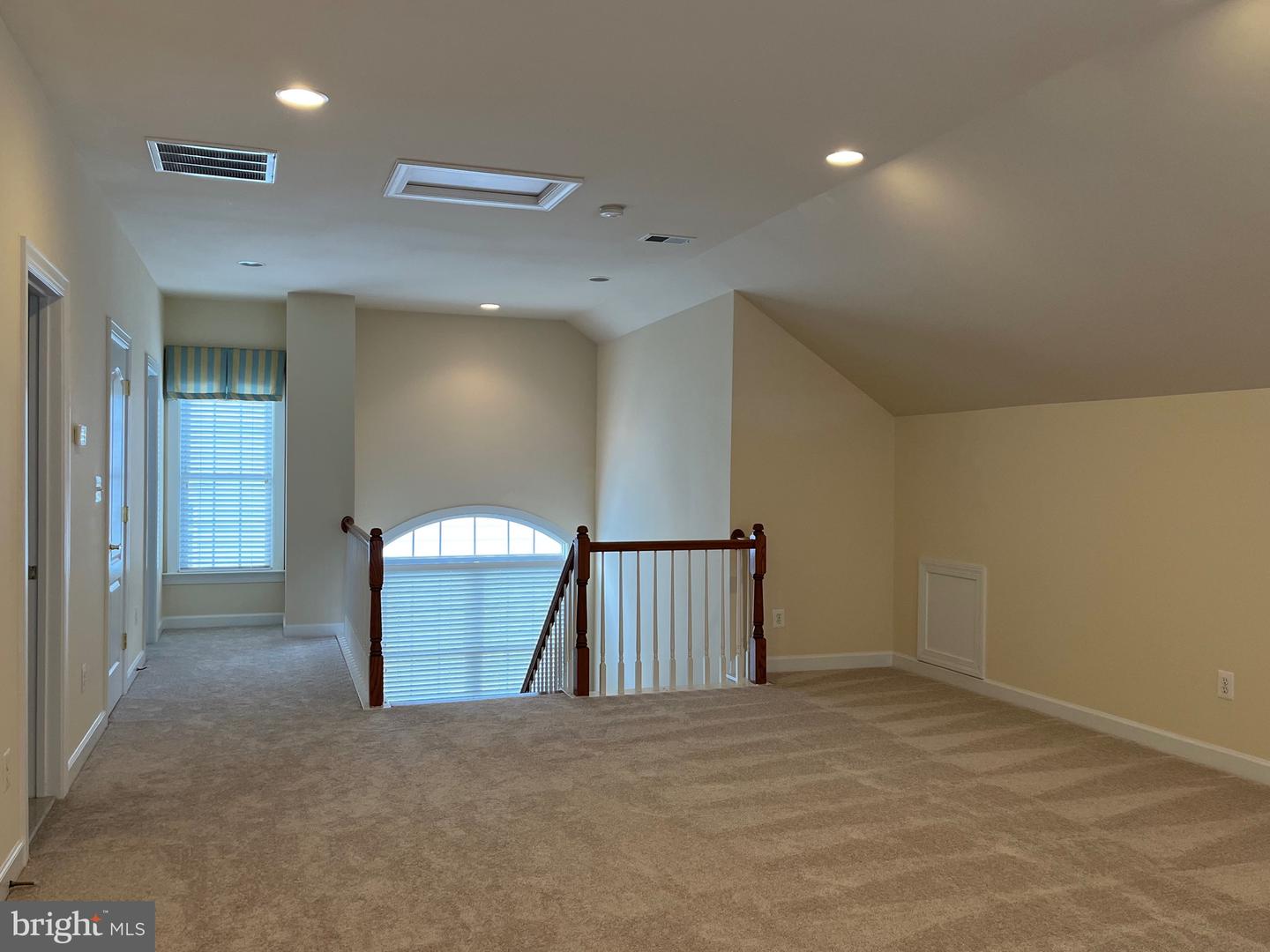 8894 OLIVE MAE CIR, FAIRFAX, Virginia 22031, 4 Bedrooms Bedrooms, ,5 BathroomsBathrooms,Residential,For sale,8894 OLIVE MAE CIR,VAFX2237820 MLS # VAFX2237820