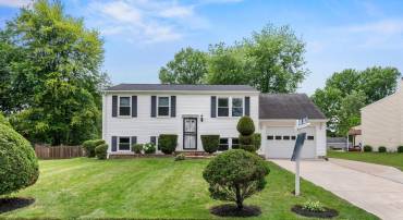 1263 WILSHIRE DR, HERNDON, Virginia 20170, 5 Bedrooms Bedrooms, ,2 BathroomsBathrooms,Residential,For sale,1263 WILSHIRE DR,VAFX2238128 MLS # VAFX2238128